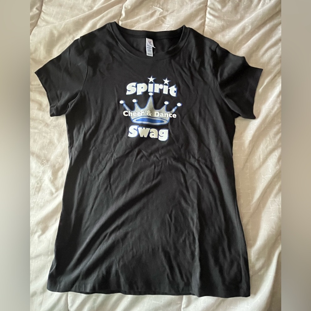 Bella size medium women’s cheer & dance shirt.